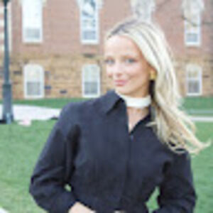 Meet your Posher, Lauren